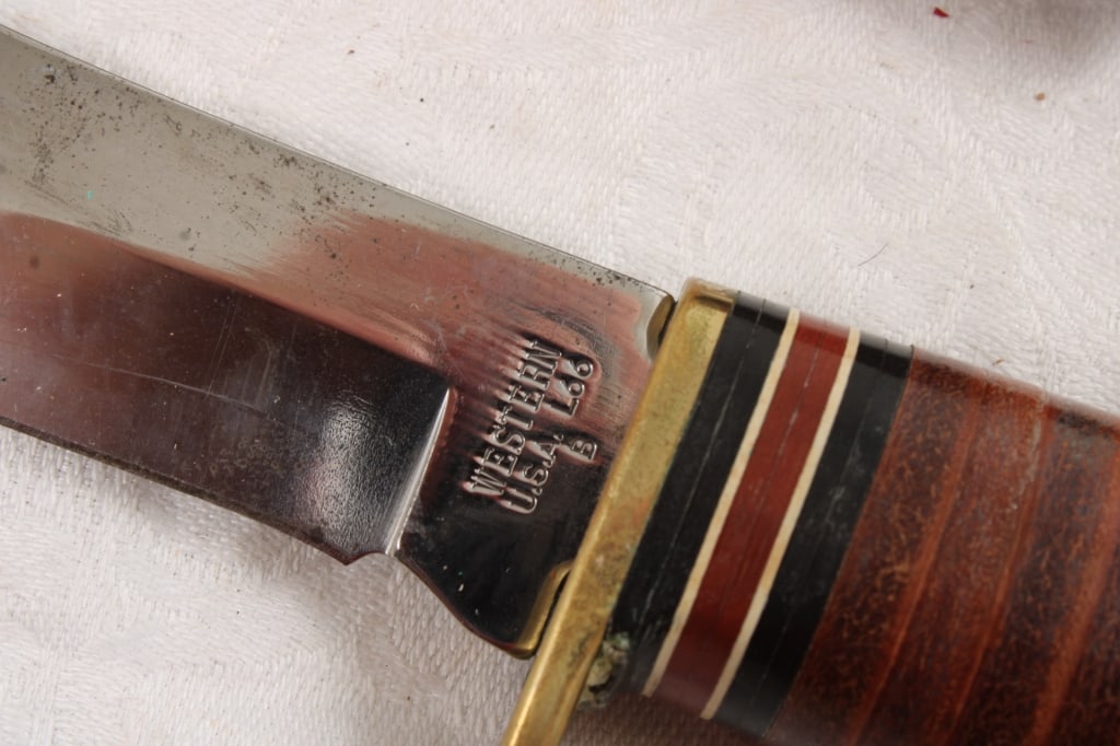 Western Fixed Blade Knife L-66 in Leather Sheath - 4