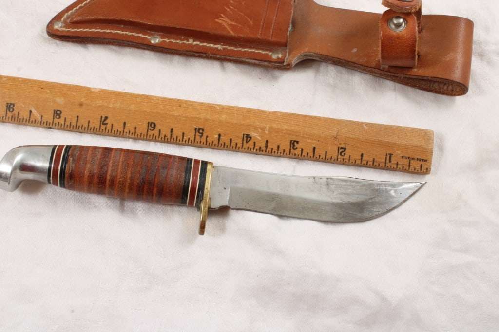 Western Fixed Blade Knife L-66 in Leather Sheath - 7