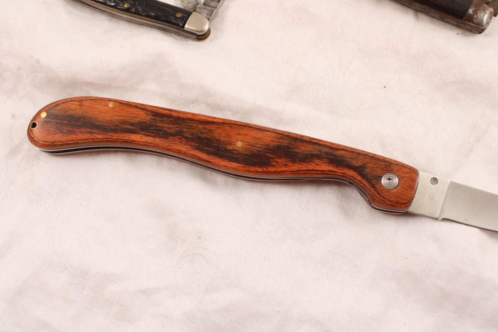 4 Pocket, Folding, Folding Lock blade Knives - 9