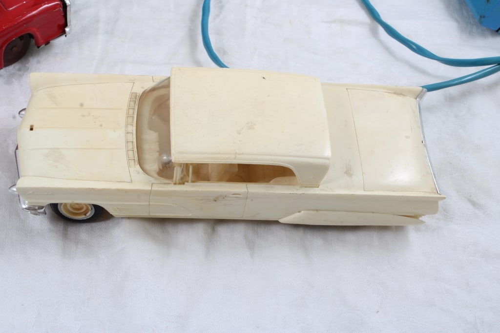 Battery Operated Ford Fairlane, 2 Other Toy Cars - 2