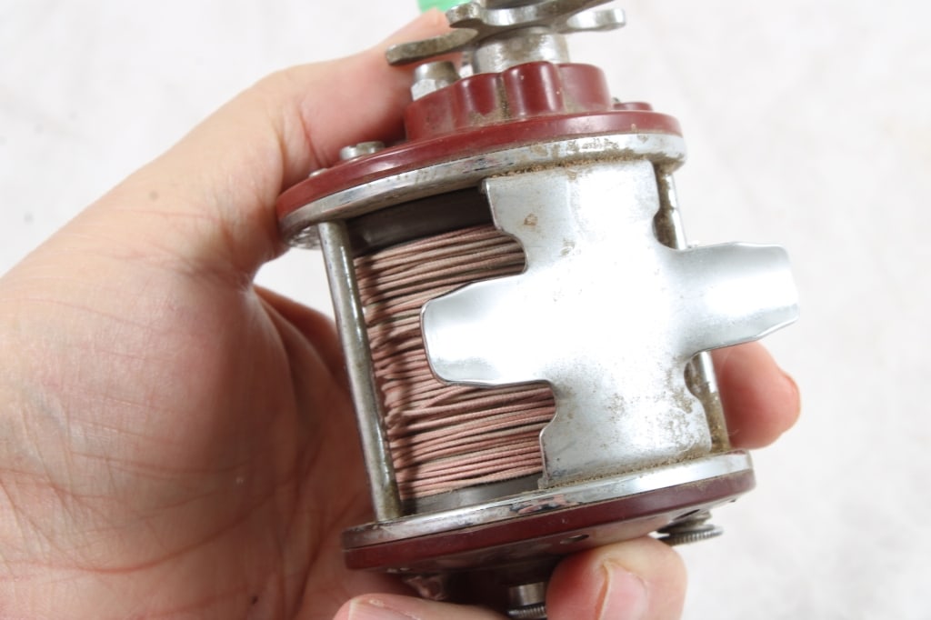 Penn Peer 109, Pflueger Rocket 1375 Fishing Reels - 11