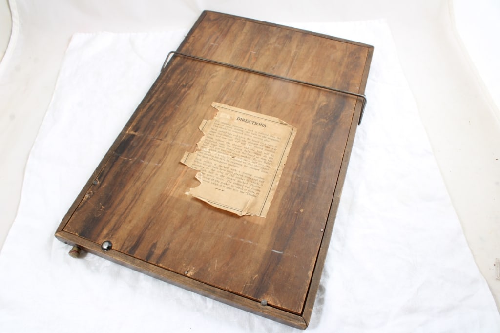 Antique Wood BUMPTY Table Top Pinball Game - 11