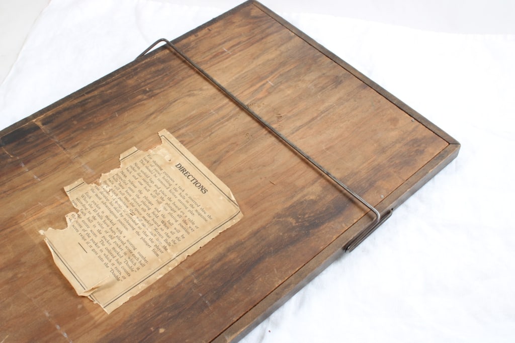 Antique Wood BUMPTY Table Top Pinball Game - 9