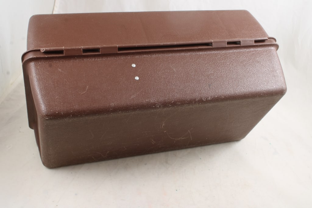 Flambeau Adventurer Tackle Box, Lures, Spinners - 12