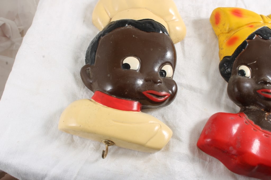 Black Americana Chalk Ware Wall Plaques with Hooks - 3
