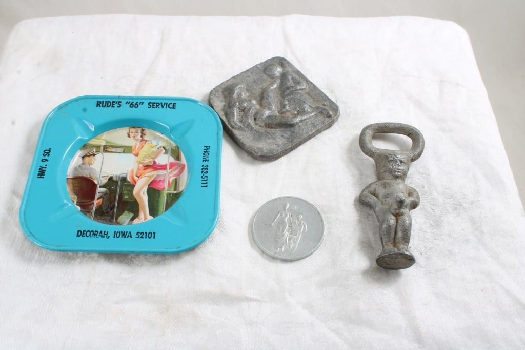 4 Risque Collectible Plaque, Coin, Ashtray, Opener: 4 Risque Collectible Plaque, Coin, Ashtray, Opener - Metal Plaque, Boy Peeing Bottle Opener, Ashtray Decorah Iowa, Heads/Tails Coin. Lot Size 5" x 5" x 3". 1 Lb. Photos are part of description