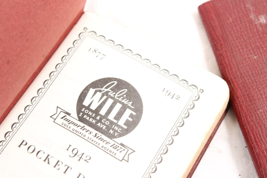 Photo Book 100 Pages Postcards Other Ephemera - 9