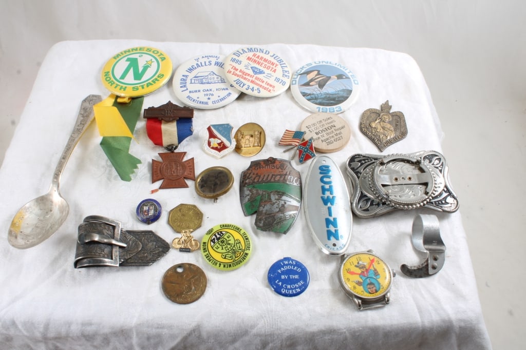 Pinbacks, Tokens, Bicycle Emblems & More: Pinbacks, Tokens, Bicycle Emblems & More - 1933 World's Fair Spoon, Lone Ranger Toy Watch & Other. Lot Size 7" x 7" x 6". 1 Lb. Photos are part of description (Live Auctioneers on displays a max of 20