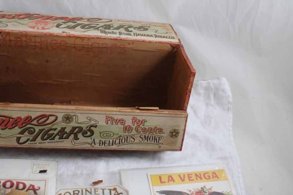 Antique Cigar Store Display Box, Labels, Cloths - 18
