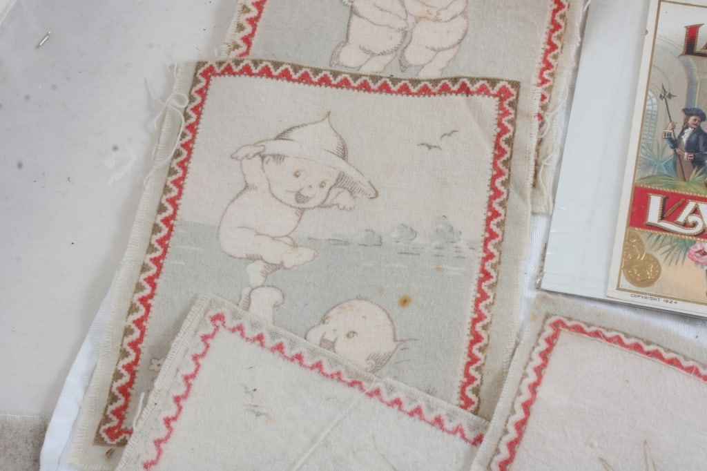 Antique Cigar Store Display Box, Labels, Cloths - 3