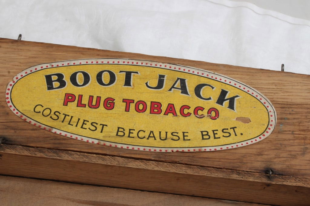 Boot Jack Tobacco Box, 2 Souvenir Cigars - 2