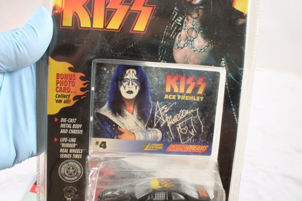 KISS Stock Car, Snake Plissken Figure on Cards - 3