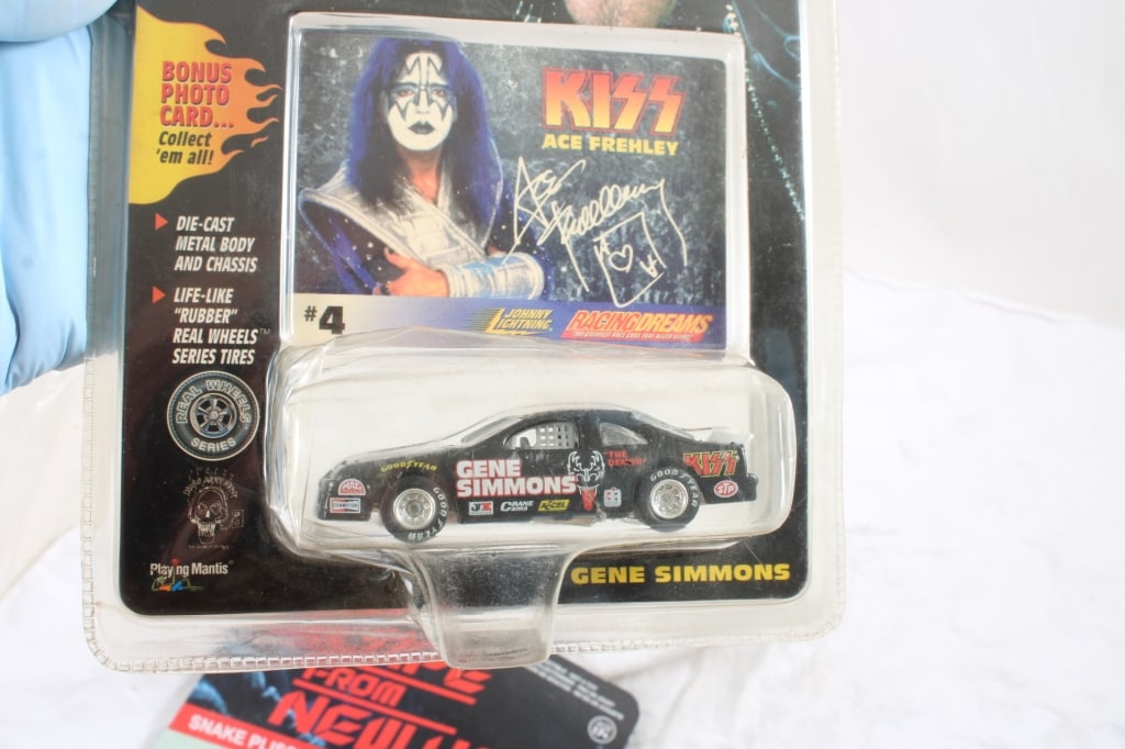 KISS Stock Car, Snake Plissken Figure on Cards - 4