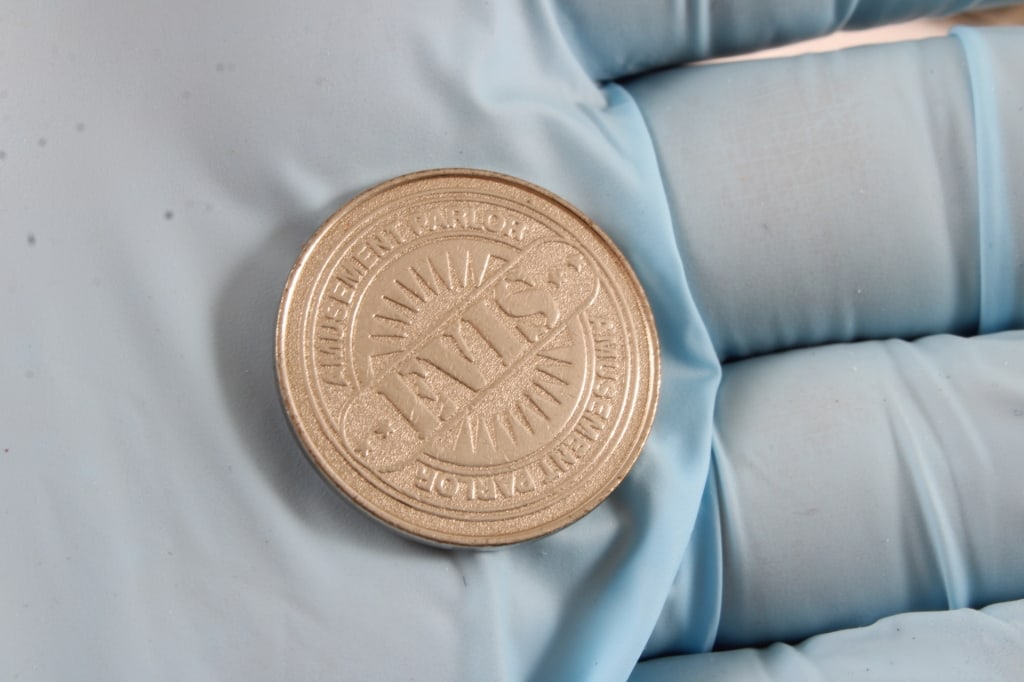 100+ Japanese Slot Machine & Arcade Tokens - 6