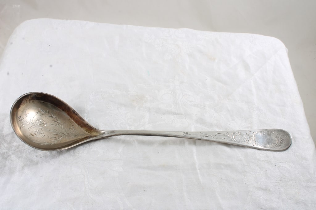 Antique Sterling Silver Serving Spoon 62 Grams (1 of 11)