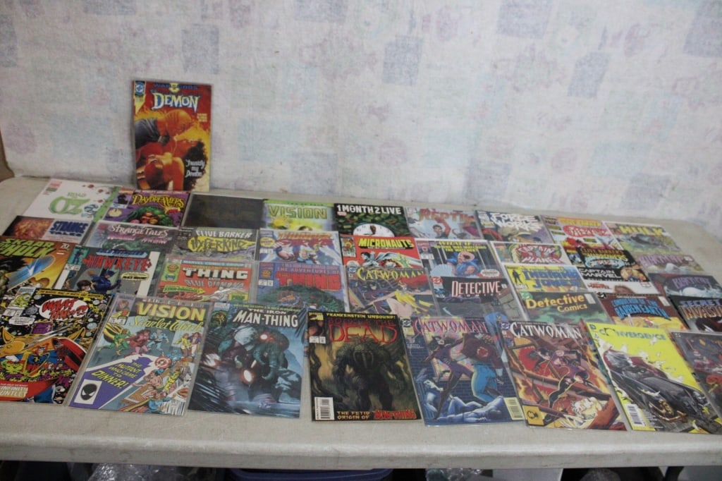 39 DC & Marvel Assorted Vintage Comic Books: 39 DC & Marvel Assorted Vintage Comic Books - 30 are DC and 9 are Marvel. Lot Size 10" x 7" x 5". 6 Lbs. Photos are part of description (Live Auctioneers on displays a max of 20 photos -check
