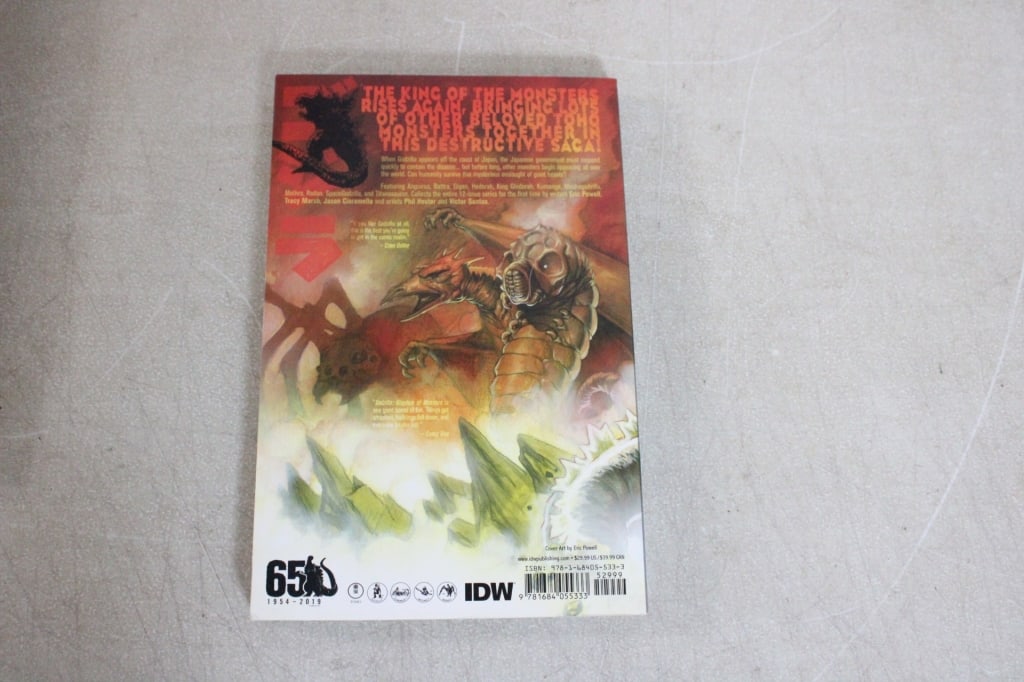 2 IDW & Marvel Essential Comic Books - 6