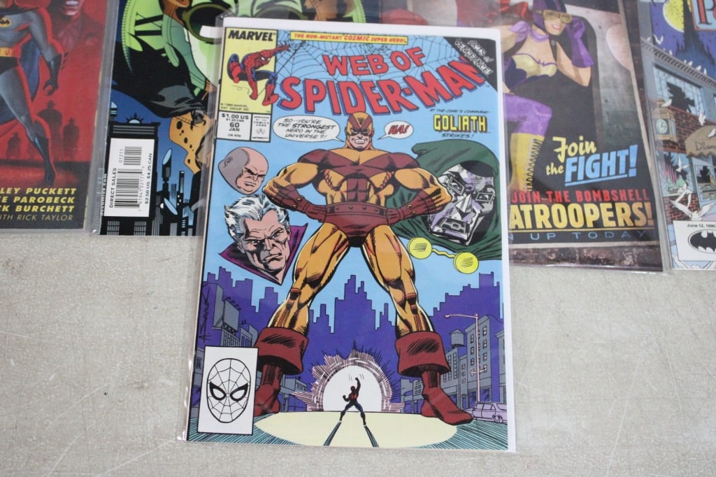 17 DC Comic Books Spider-Man, Batman - 2