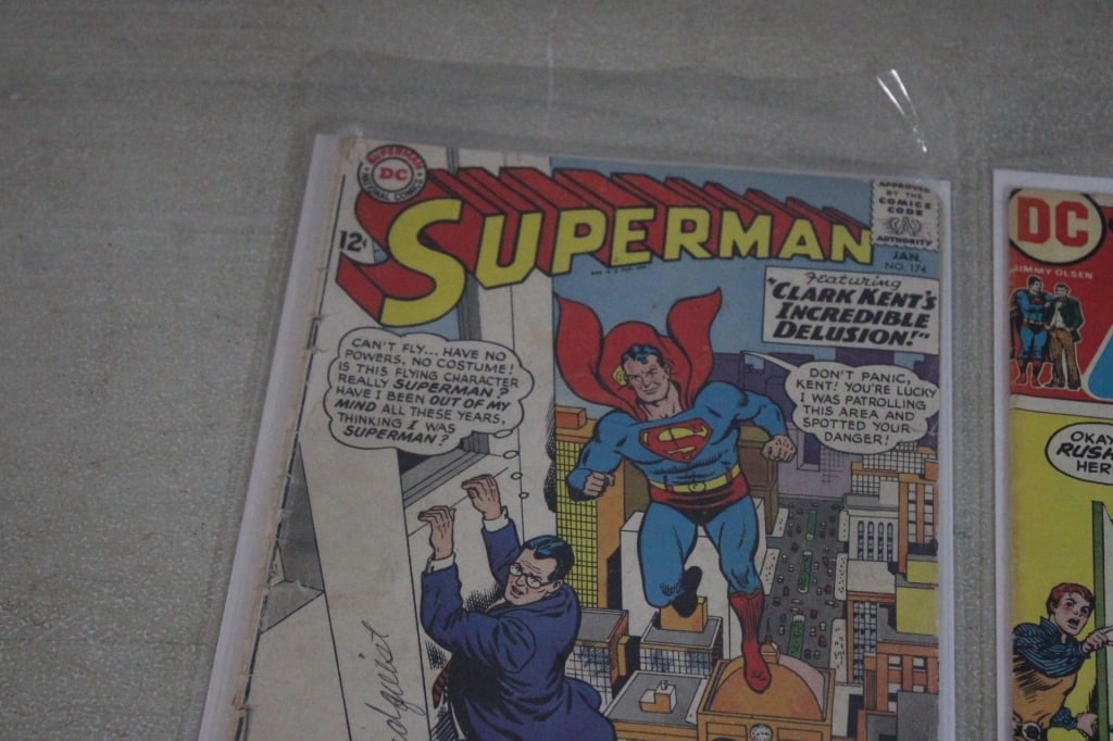 14 Vintage DC Comic Books - 10