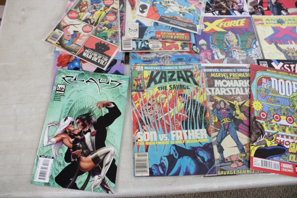 42 Vintage Marvel Comic Books - 13