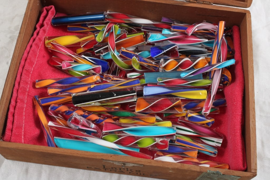 Happy Twisties Glass Canes in Cigar Box - 2