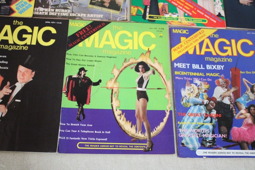 7 Houdini's & The Magic Magazines 1970's - 3