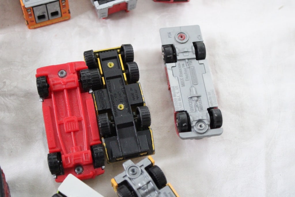 20 Matchbox Fire Trucks and Emergency Vehicles - 12