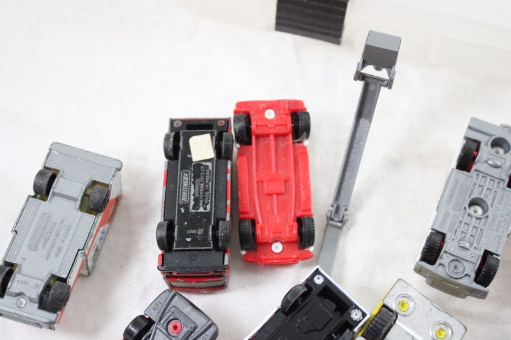 20 Matchbox Fire Trucks and Emergency Vehicles - 18