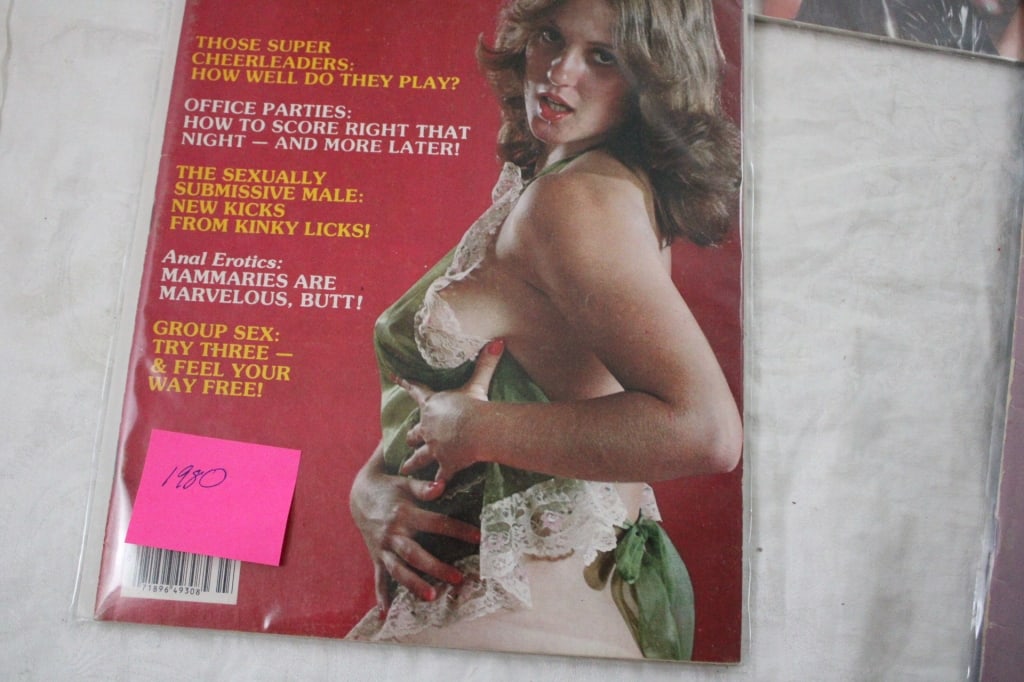 4 Risque Nude Men's Magazines - 8