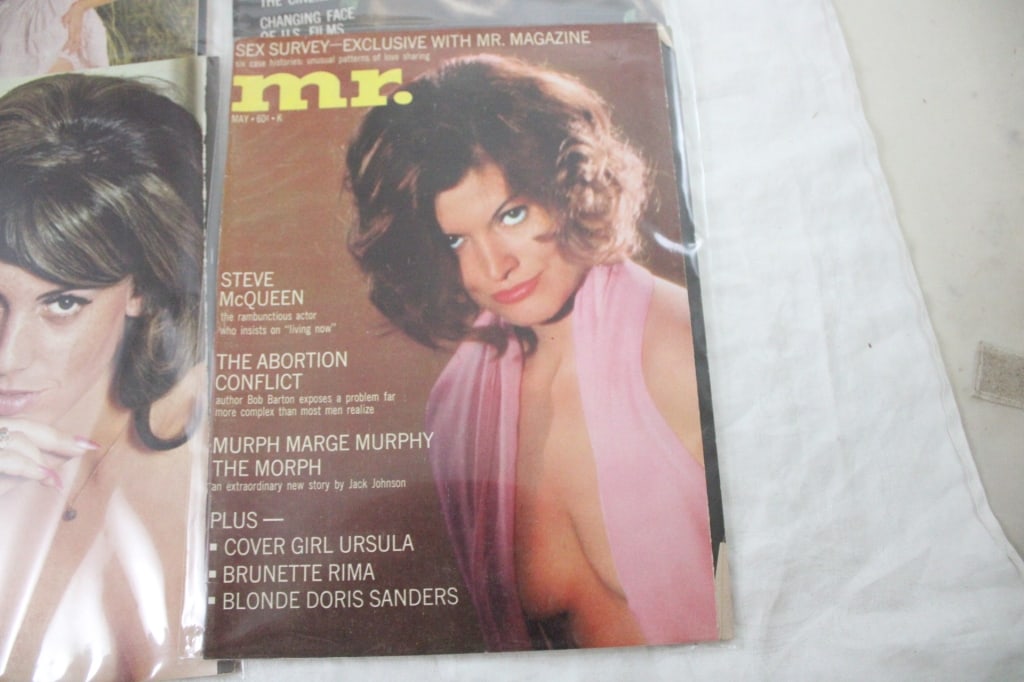 5 Risque Nude Men's Magazines - 2