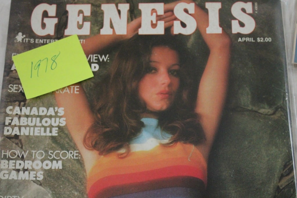 4 Risque Nude Men's Magazines - 8