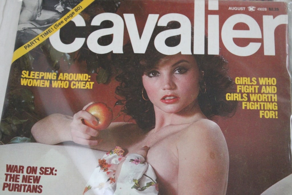 4 Risque Nude Men's Magazines - 5