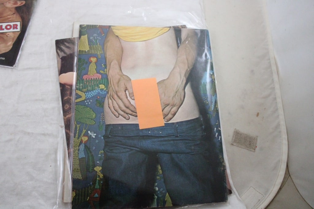 5 Risque Nude Men's Magazines - 8