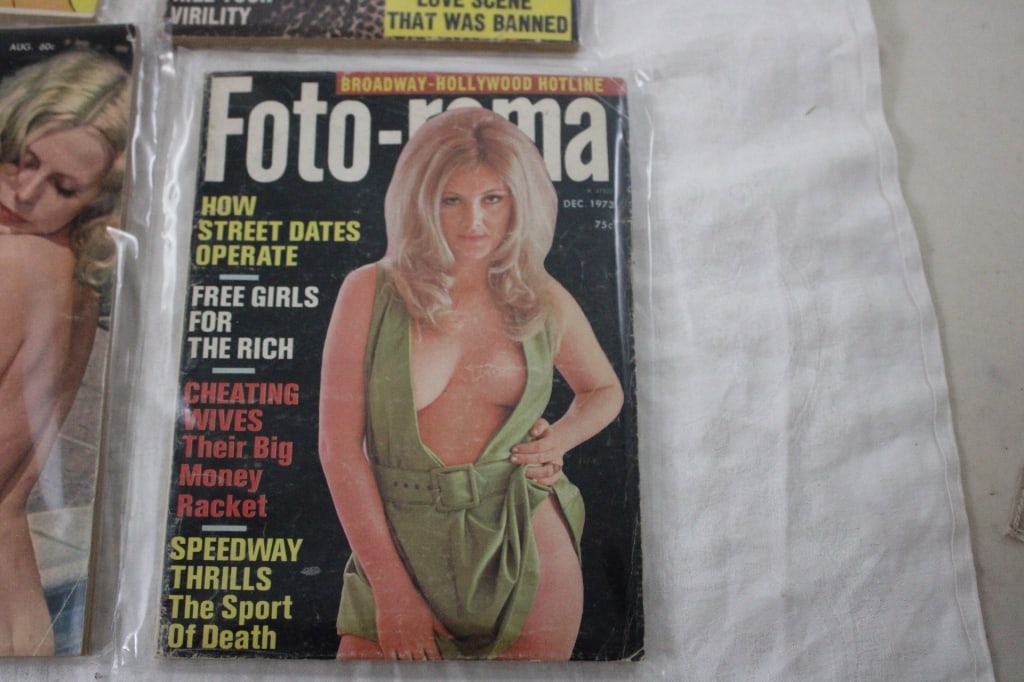 6 Pocket Size Nude Pin Up Magazines 1950's, 70's - 2