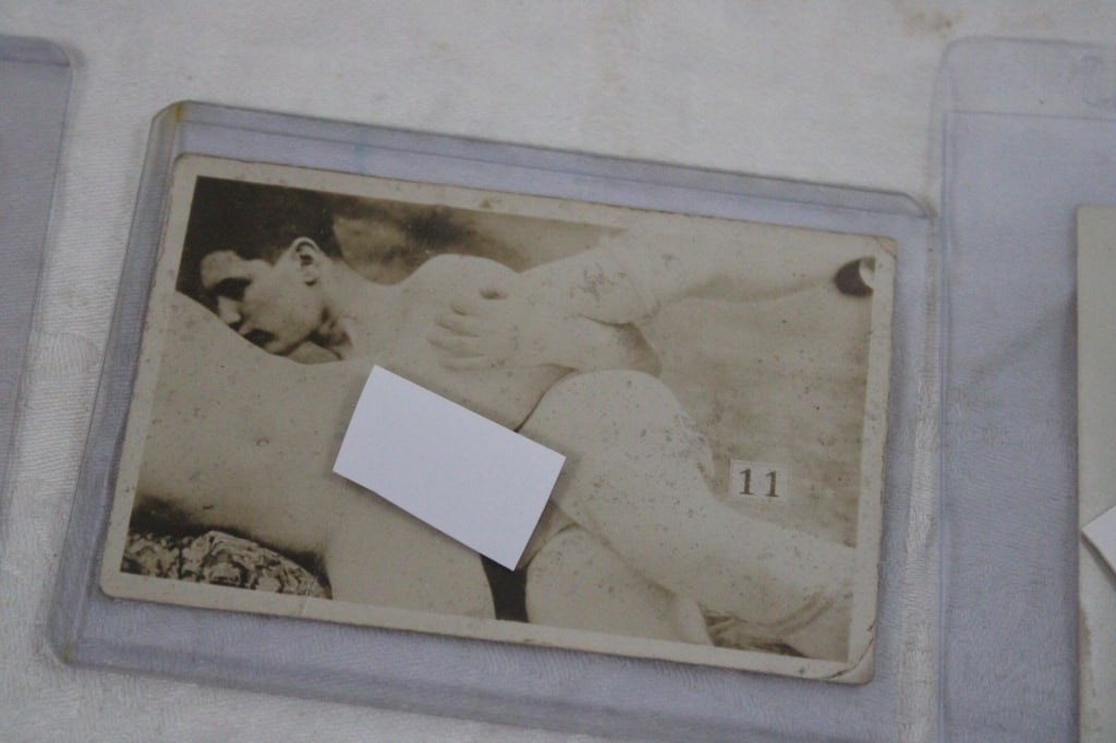 7 Black and White Adult Photos - 7