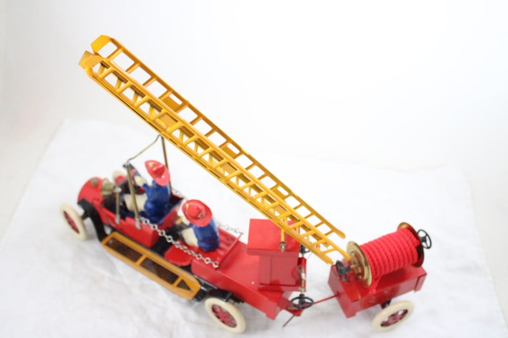 Tucher Walther Lever Action Tin Litho Fire Truck - 5