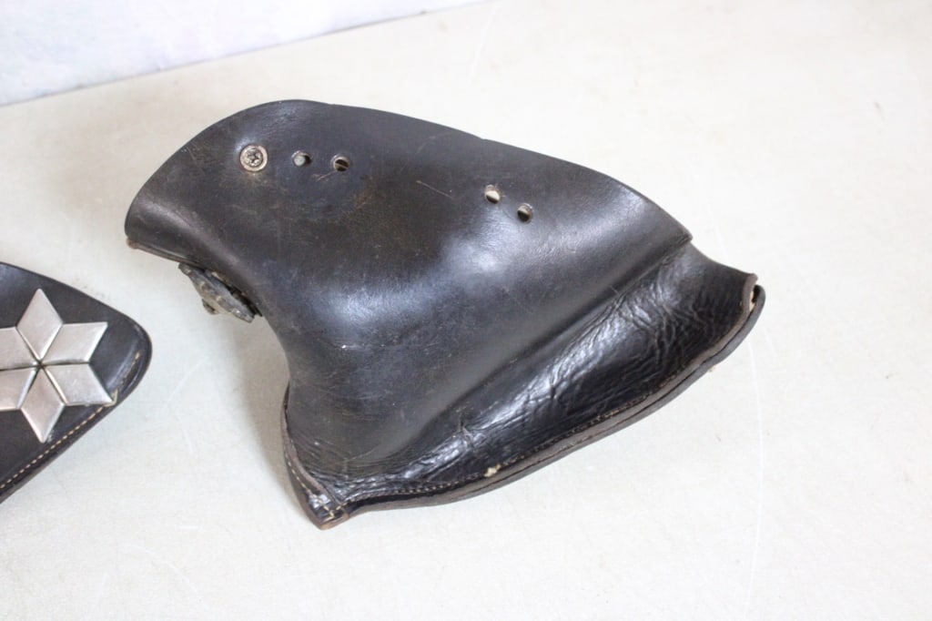 Pair of Leather & Silver Tapaderos Hooded Stirrup - 4