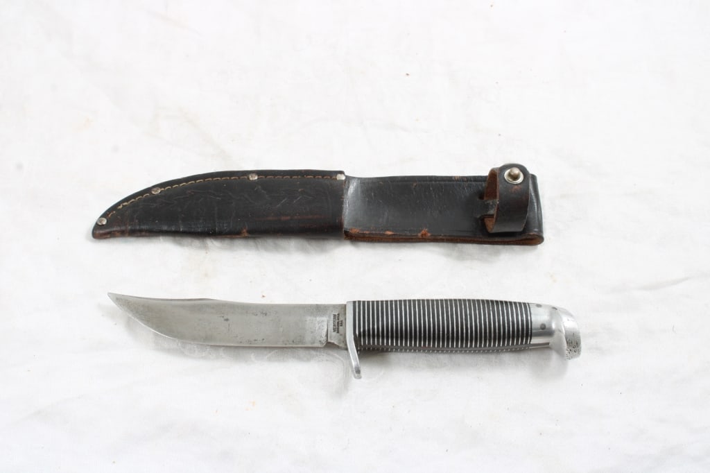 Western Fixed Blade Knife with Sheath (1 of 11)