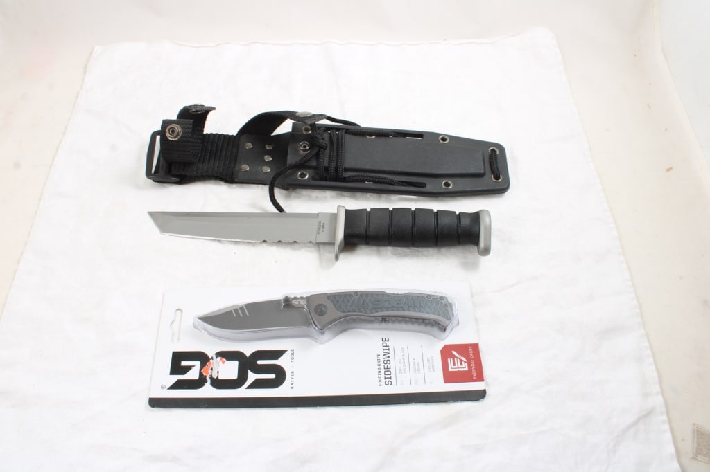 2 Knives 1 SOG New in Package, 1 Tanto in Sheath: 2 Knives 1 SOG New in Package, 1 Tanto in Sheath - Lot Size 14" x 7" x 3". 2 Lbs. Photos are part of description (Live Auctioneers on displays a max of 20 photos -check other polatforms for all