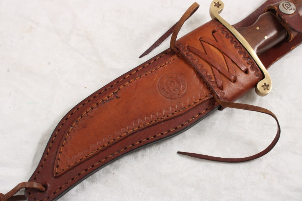 Fixed Blade Colt Bowie Knife in Sheath - 12