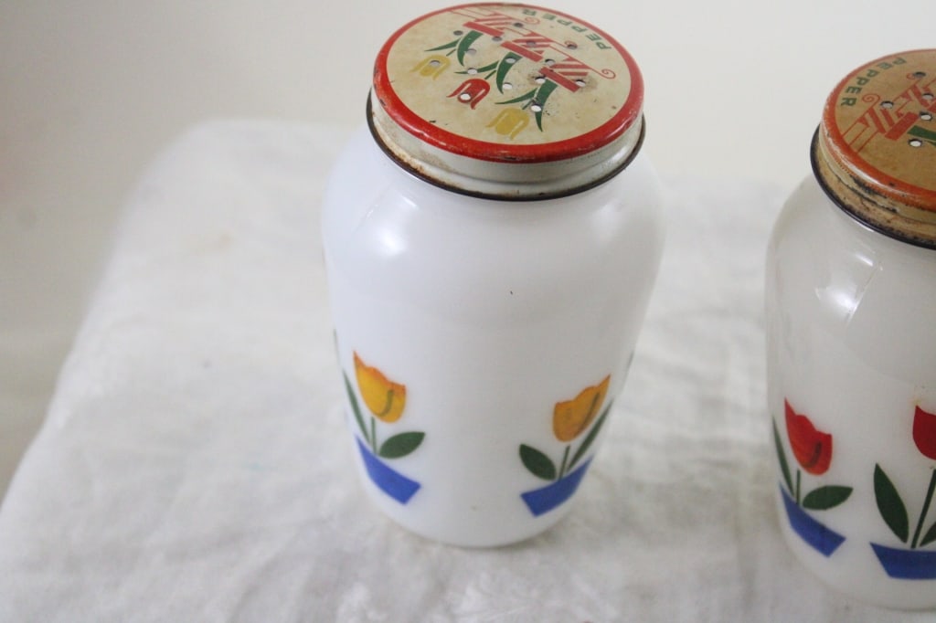 2 Fire King Tulip Pepper Shakers w/ Original Lids - 2