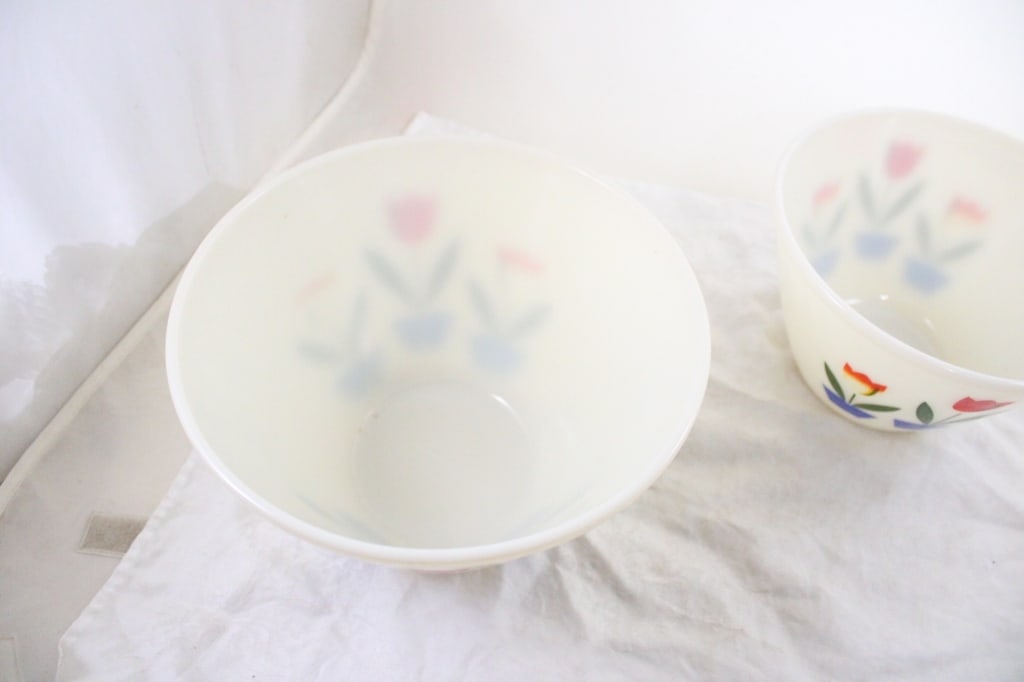 2 Fire King Tulip Nesting Mixing Bowls - 10
