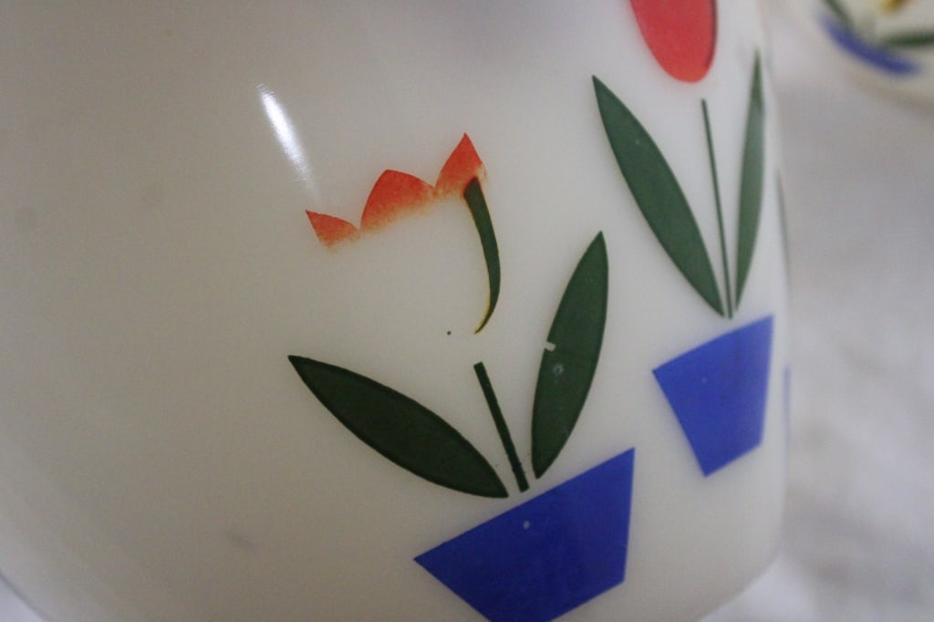 2 Fire King Tulip Nesting Mixing Bowls - 8