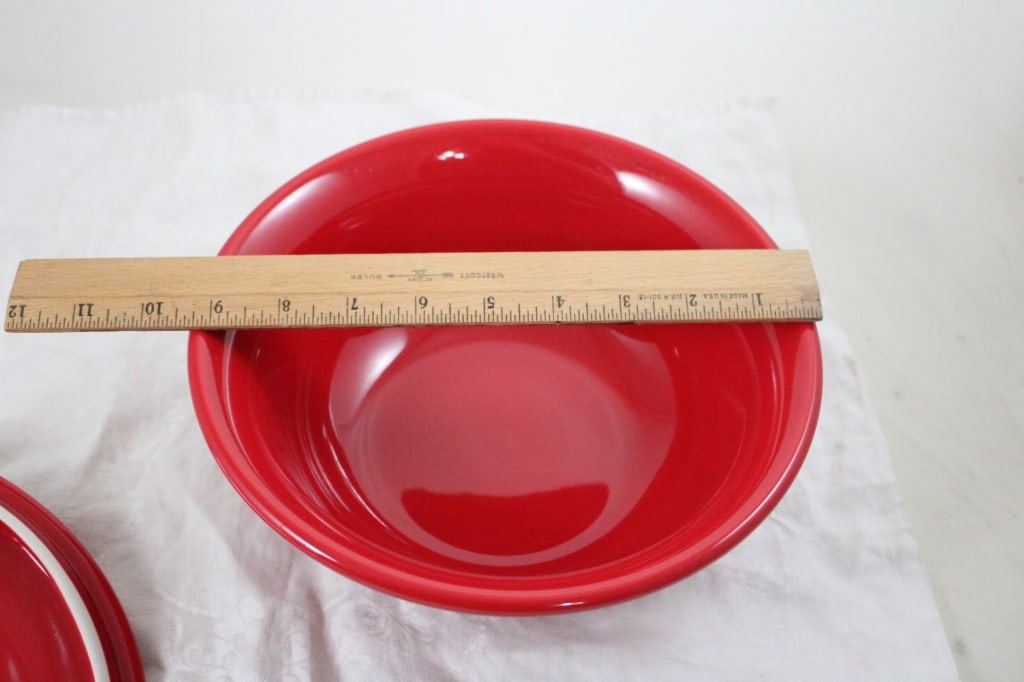 Fiesta HLC USA Scarlet 9.5" Casserole with Lid - 8