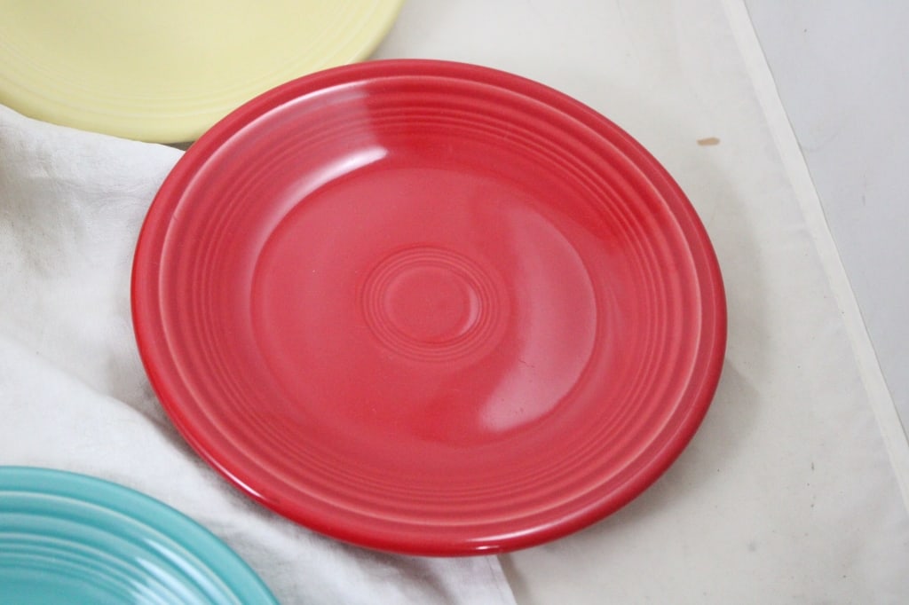 Fiesta HLC Square Casserole, 6 Dessert Plates - 9