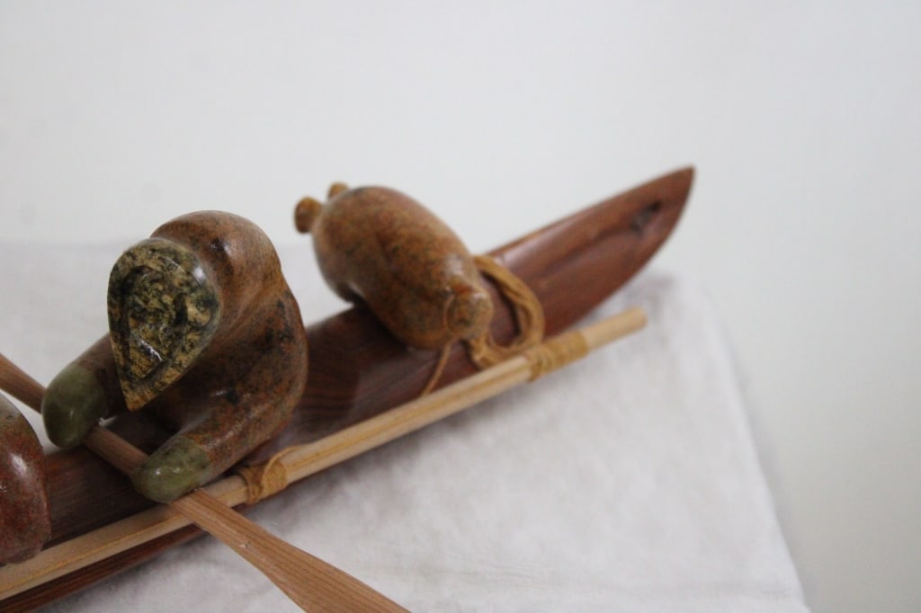 Inuit Wood Kayak w/Stone Hunter Artist Signed - 5
