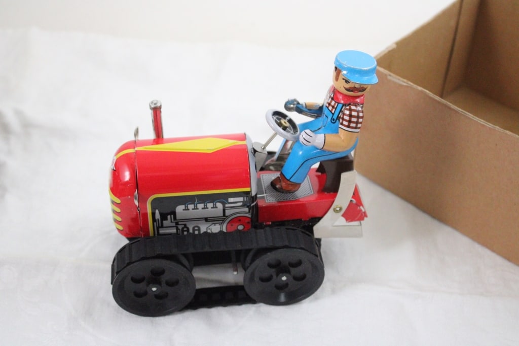 3 Tin Litho Friction Battery Toy Cars & Tractor - 18