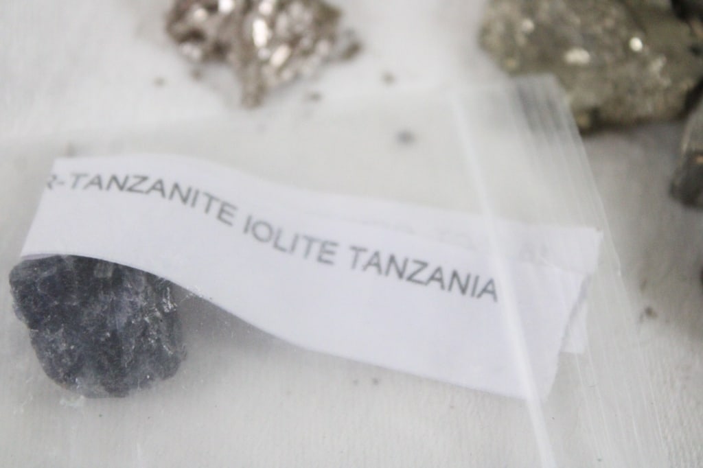 Assortment of Geological Minerals & Specimens - 8