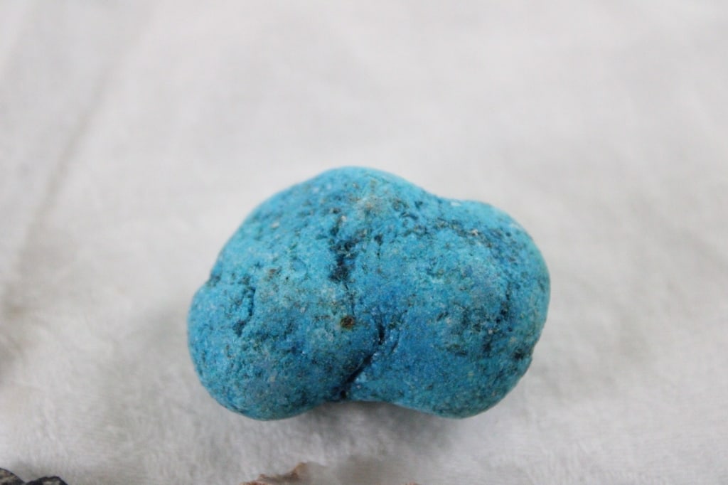 Assortment of Geological Minerals & Specimens - 2