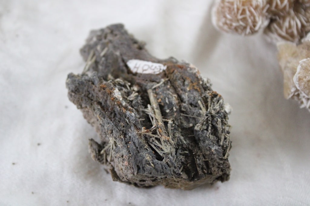 Assortment of Geological Minerals & Specimens - 14